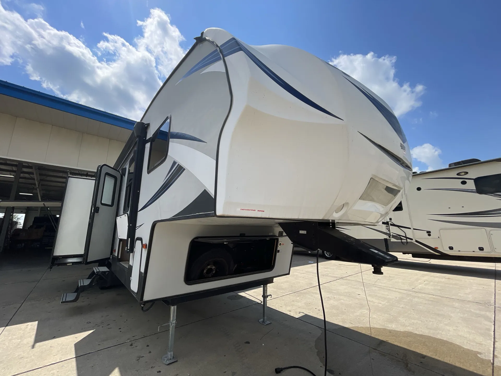 2018 Keystone Springdale 302FWRK - Photo 2