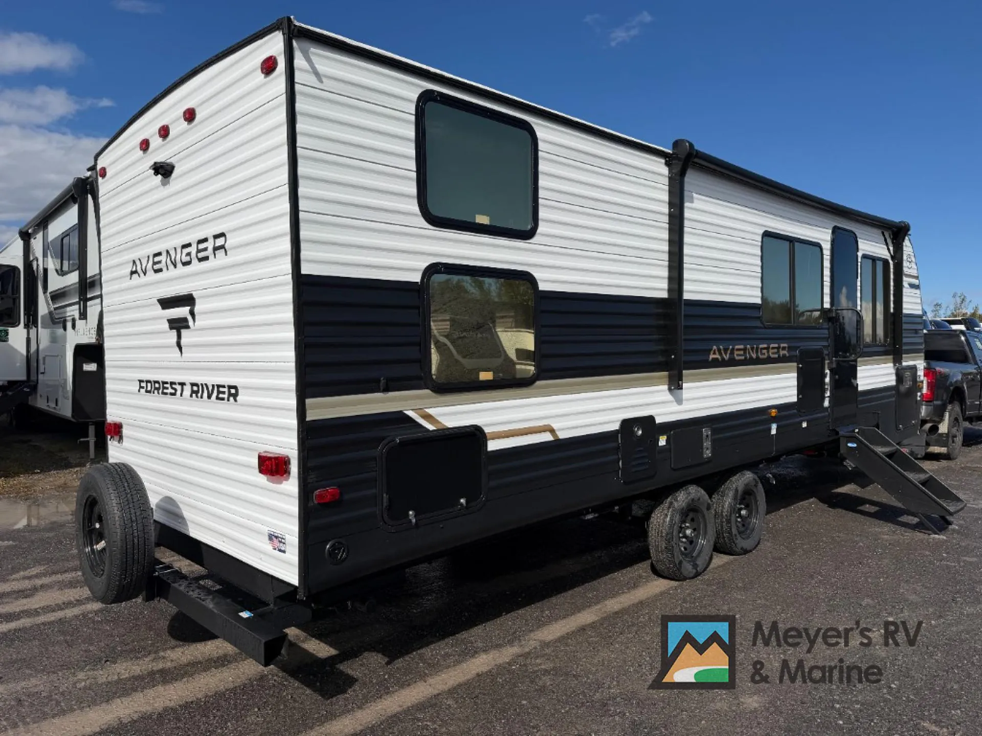 2027 Forest River Avenger 26DBS - Photo 3