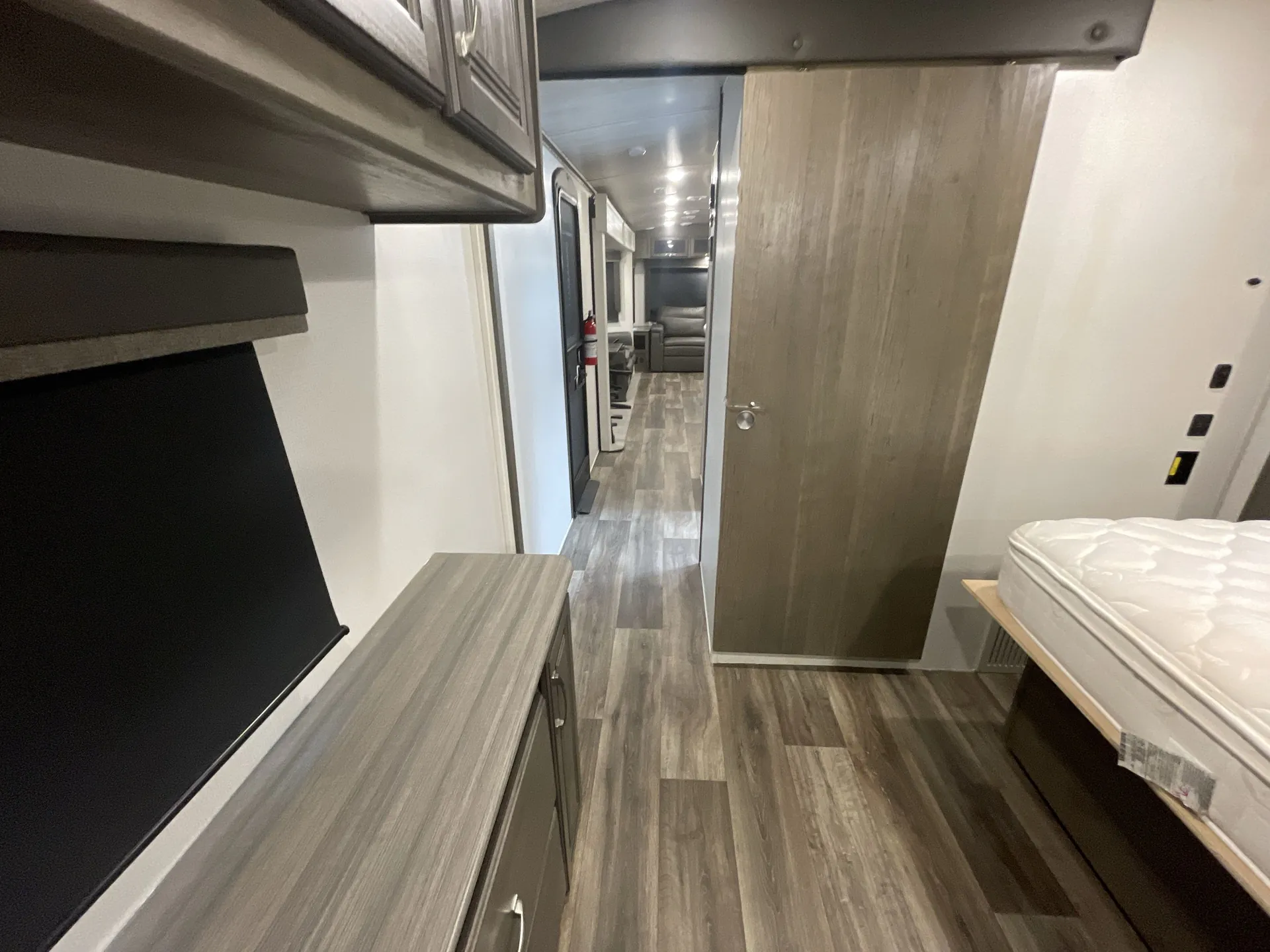 2023 Keystone Cougar Half-Ton 33RLI — living area main