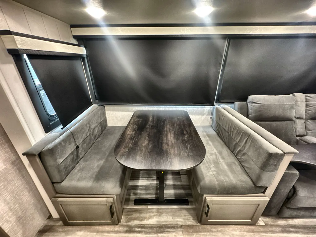 2025 Jayco Jay Feather 29QBH, Photos photo 9