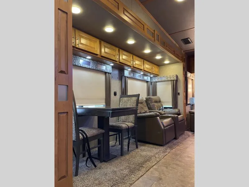 2016 Augusta RV Ambition AB-35RS - Photo 3