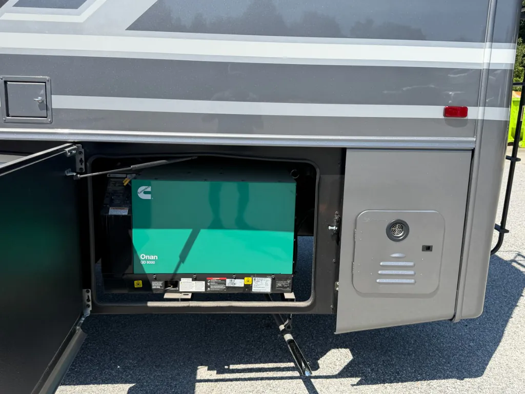 2027 Entegra Coach Accolade 37K, Photos photo 23