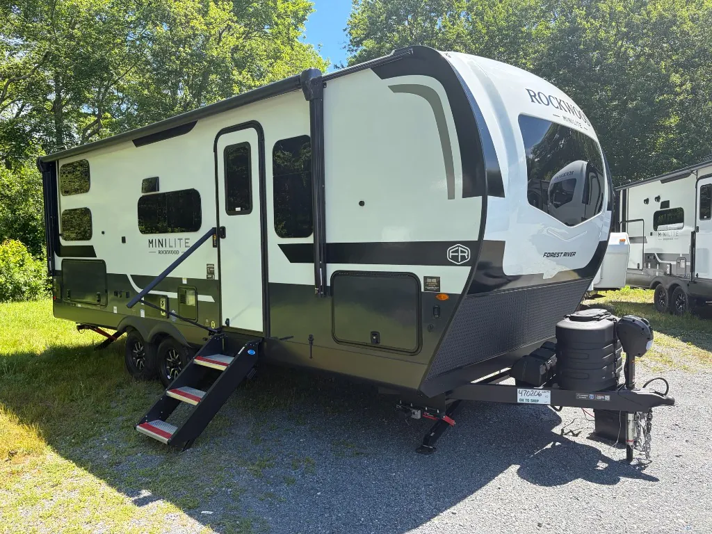 2027 Forest River Rockwood Mini Lite 2509S — Photo 5
