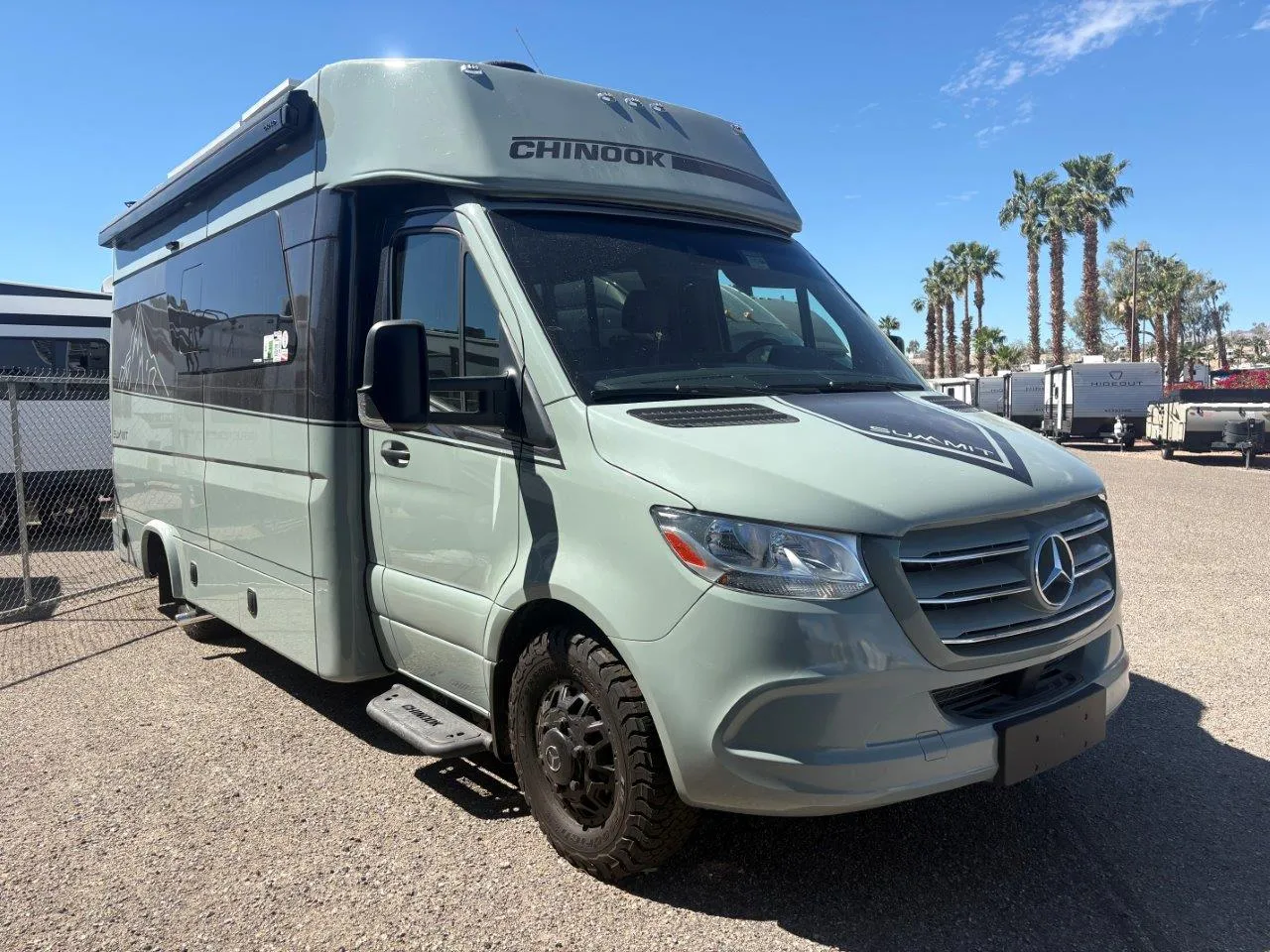 2025 Chinook RV Summit SS