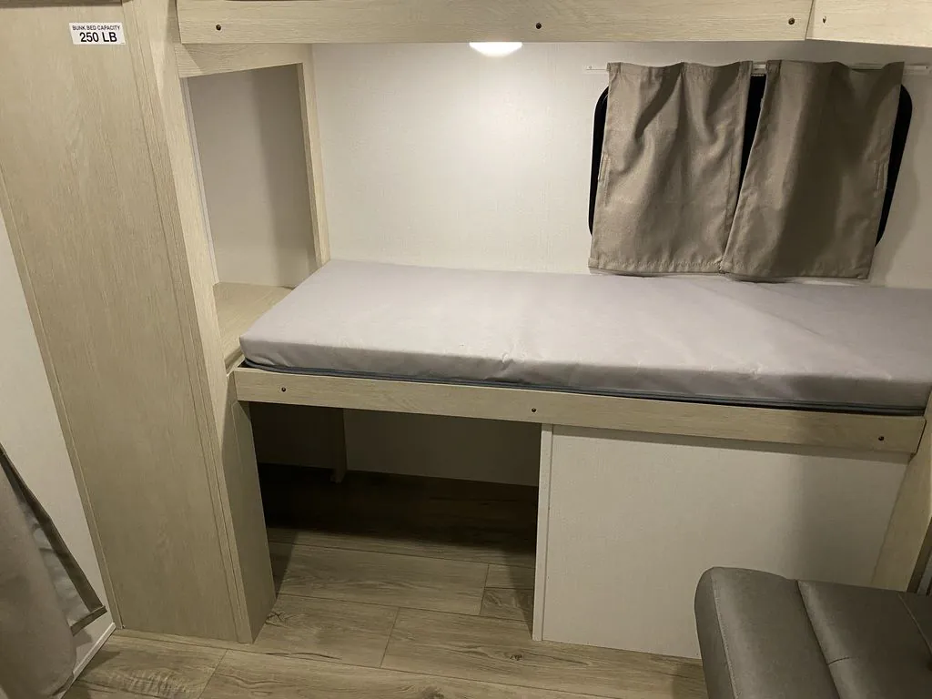 2026 Shasta RVs i-5 Edition 530BQB, Photos photo 58