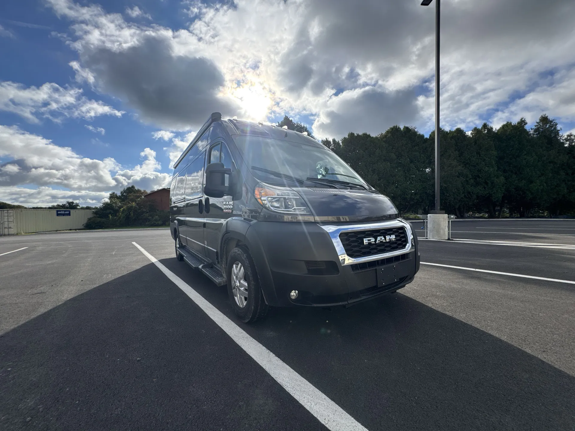 2021 Thor Motor Coach Tellaro 20AT - Photo 2