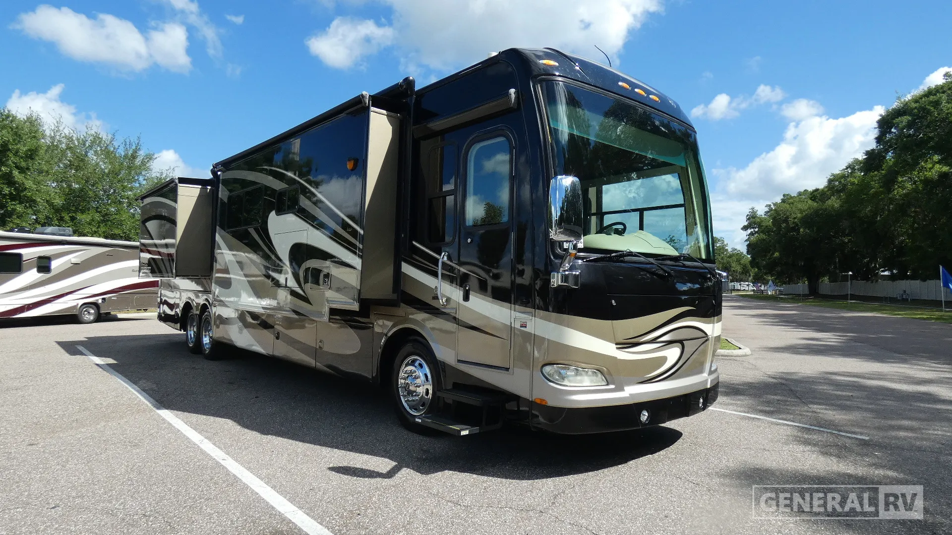 2011 Thor Motor Coach Tuscany 42FK - Photo 2
