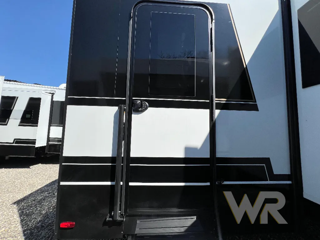 2026 Brinkley Model Z 3420, Photos photo 6