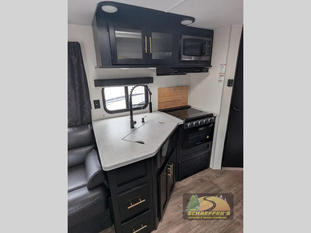 2022 Forest River Cherokee 274BRB, Photos photo 17