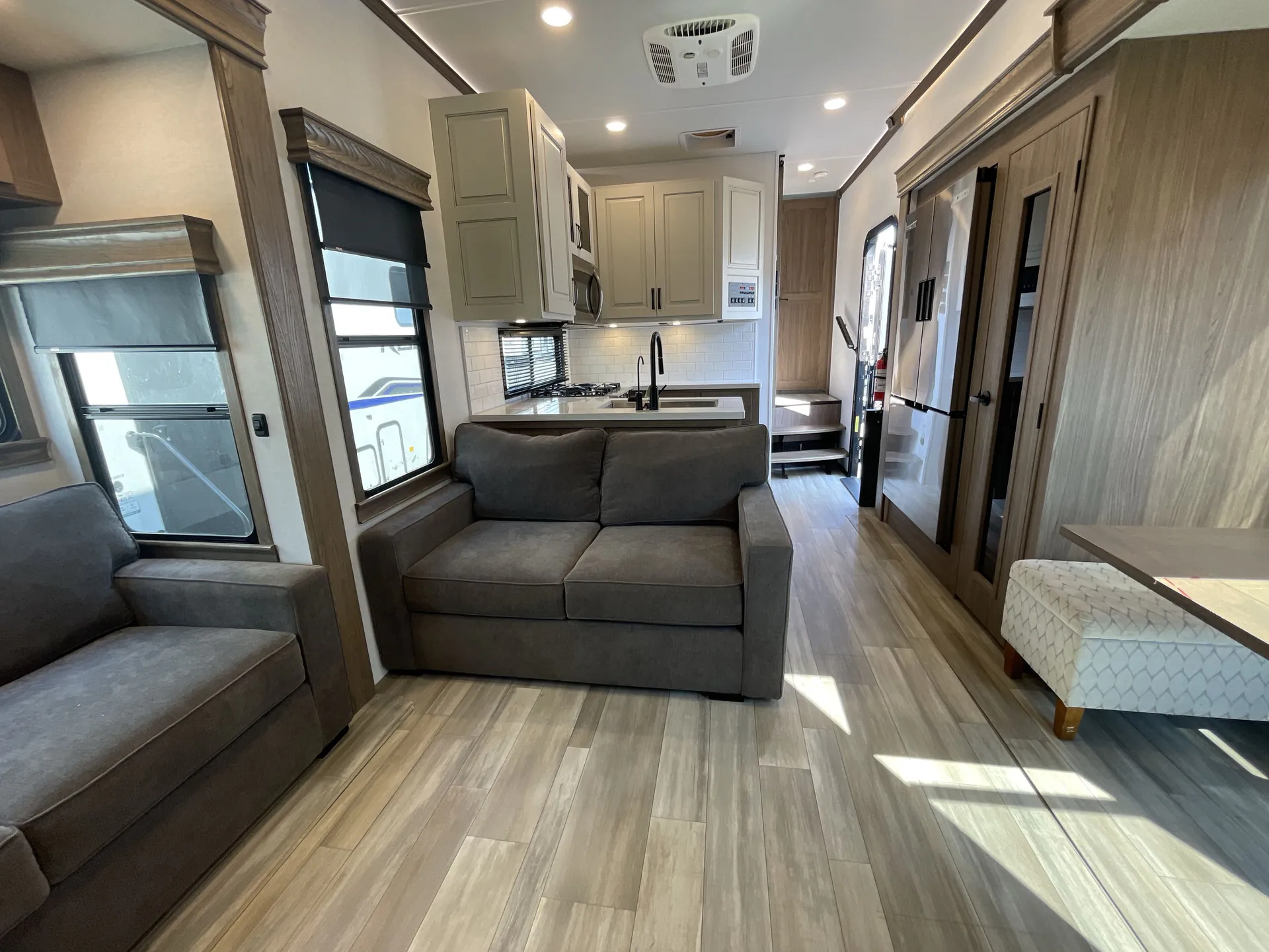2024 Alliance RV Paradigm 395DS — cabinet