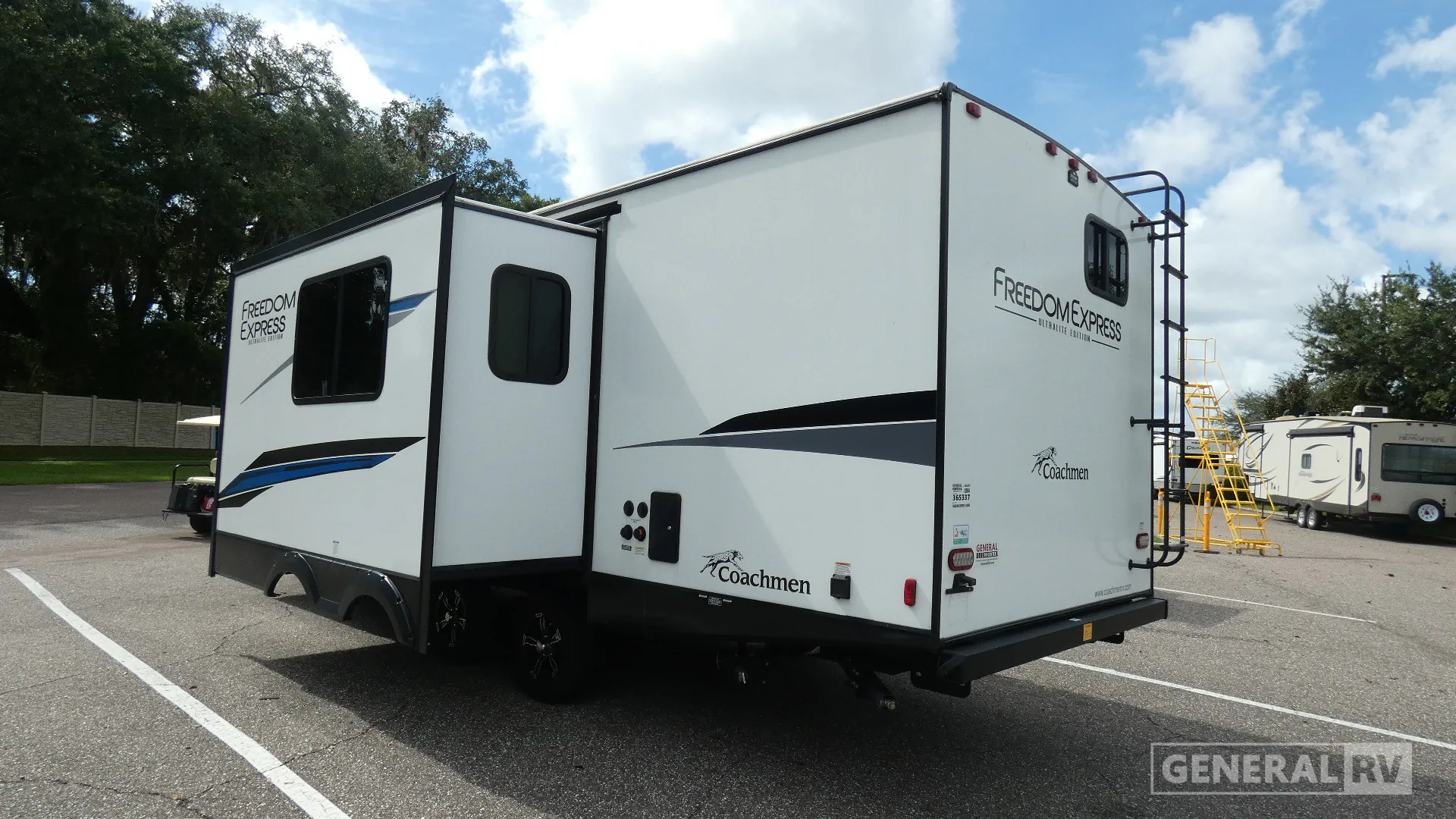 2024 Coachmen Freedom Express Ultra Lite 258BHS - Photo 4
