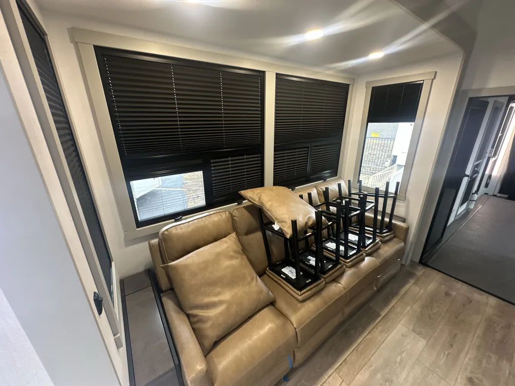2024 Brinkley Model G 4000, Photos photo 17