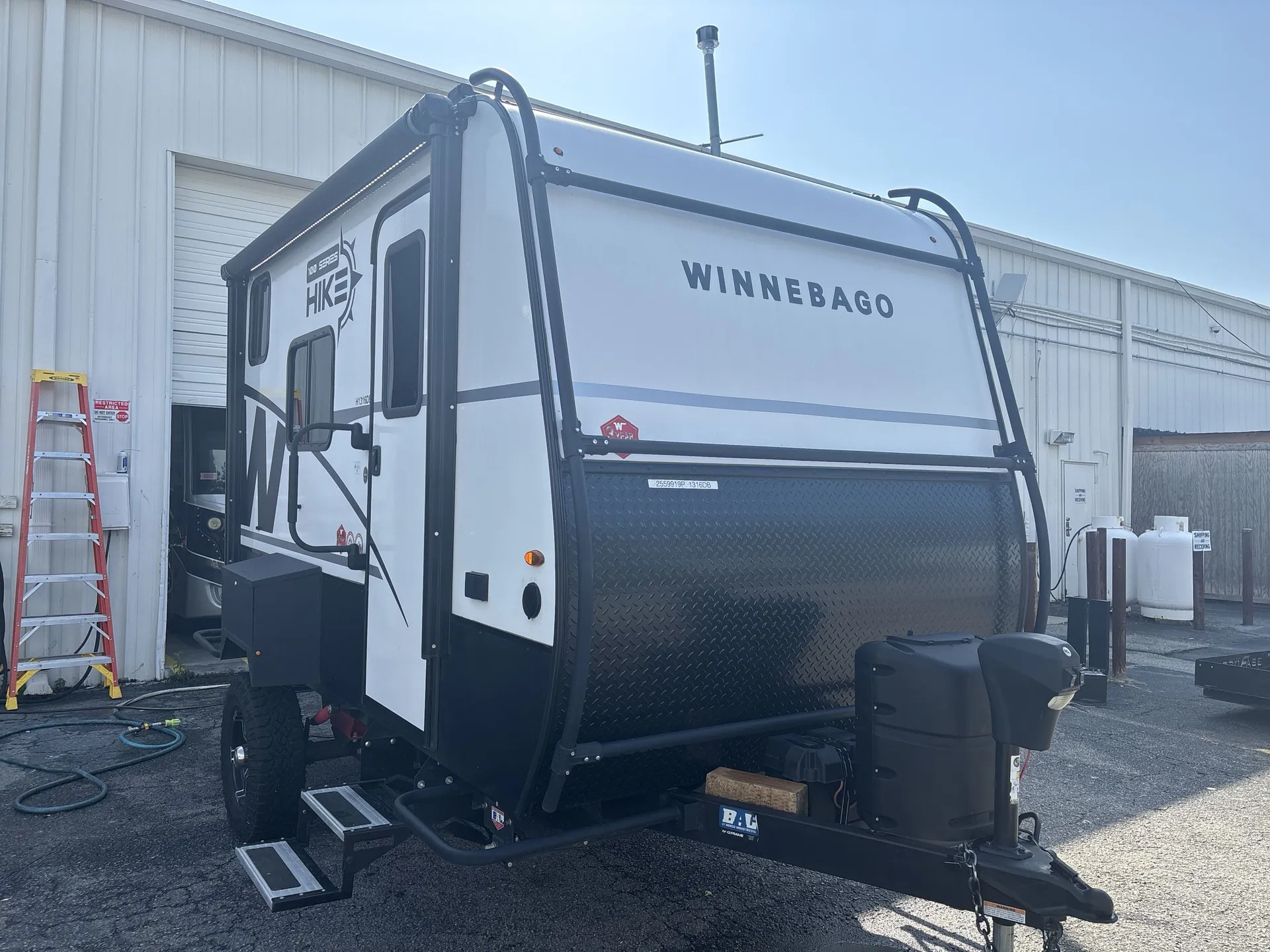 2023 Winnebago HIKE 100 1316DB - Photo 2