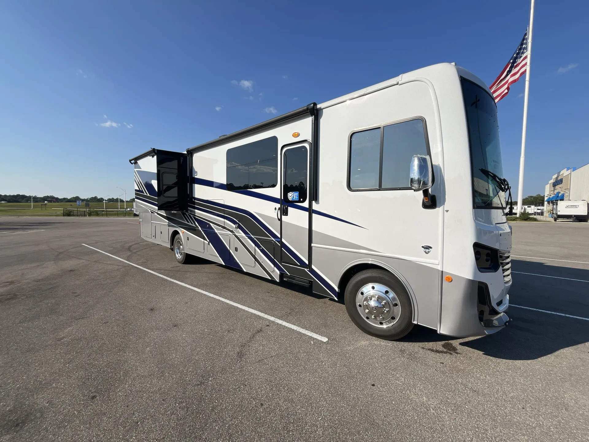 2026 holiday rambler Invicta 36T - Photo 2