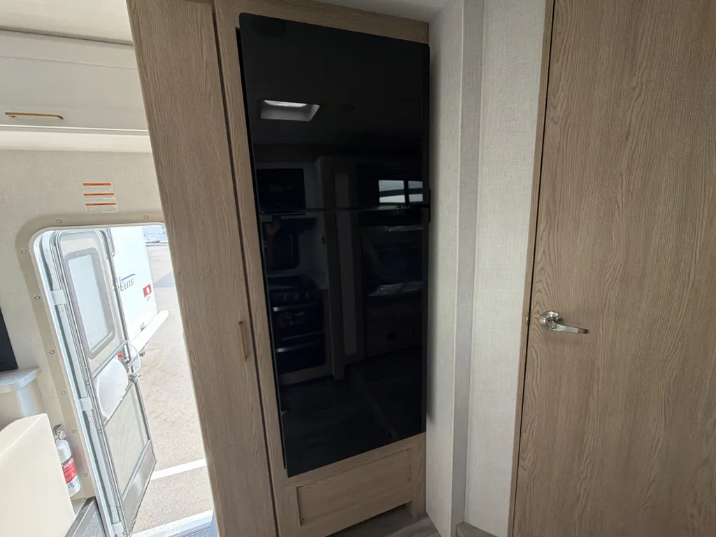 2027 Thor Motor Coach Freedom Elite 31FE, Photos photo 7