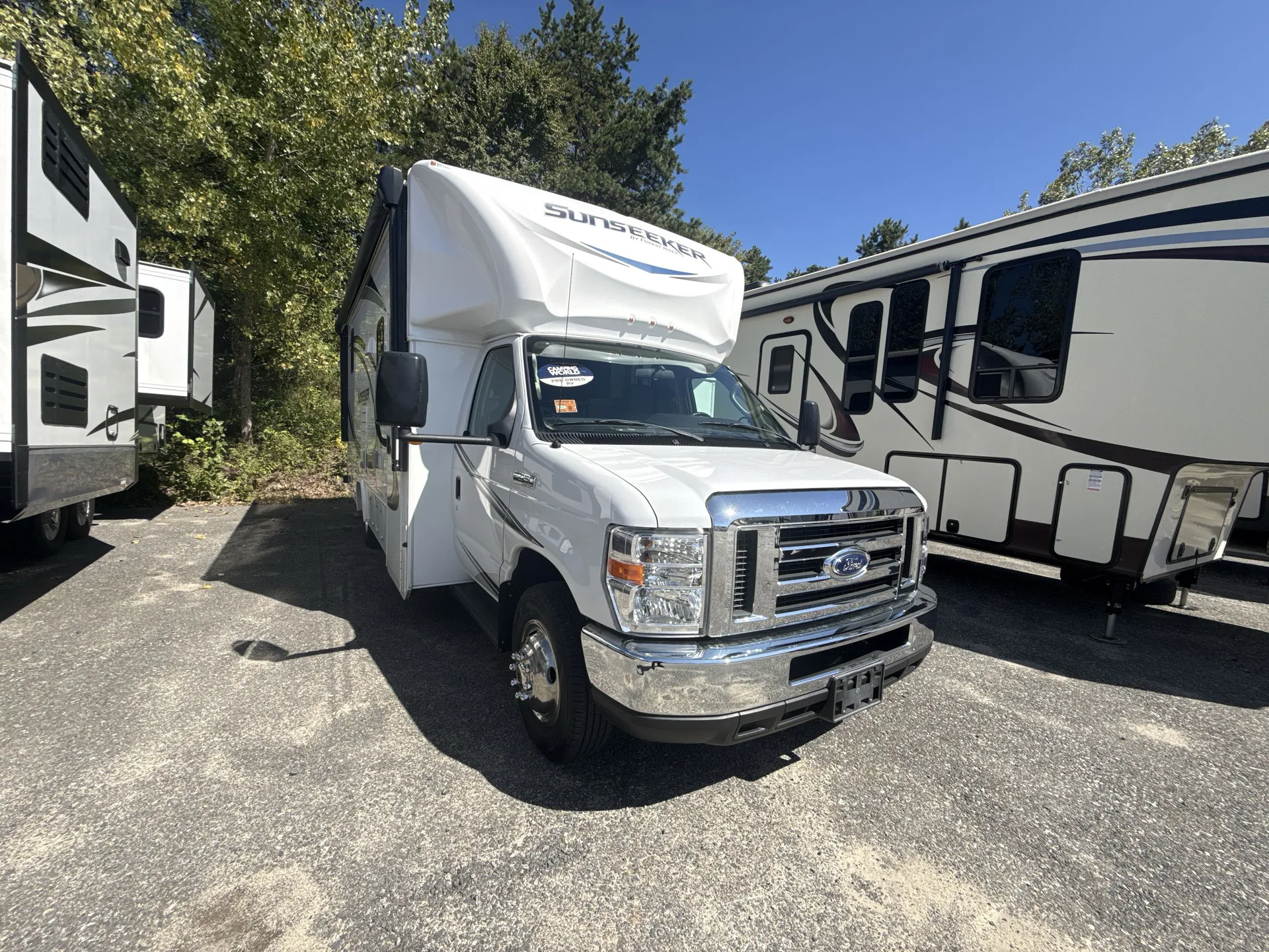 2019 Forest River Sunseeker 2440DS