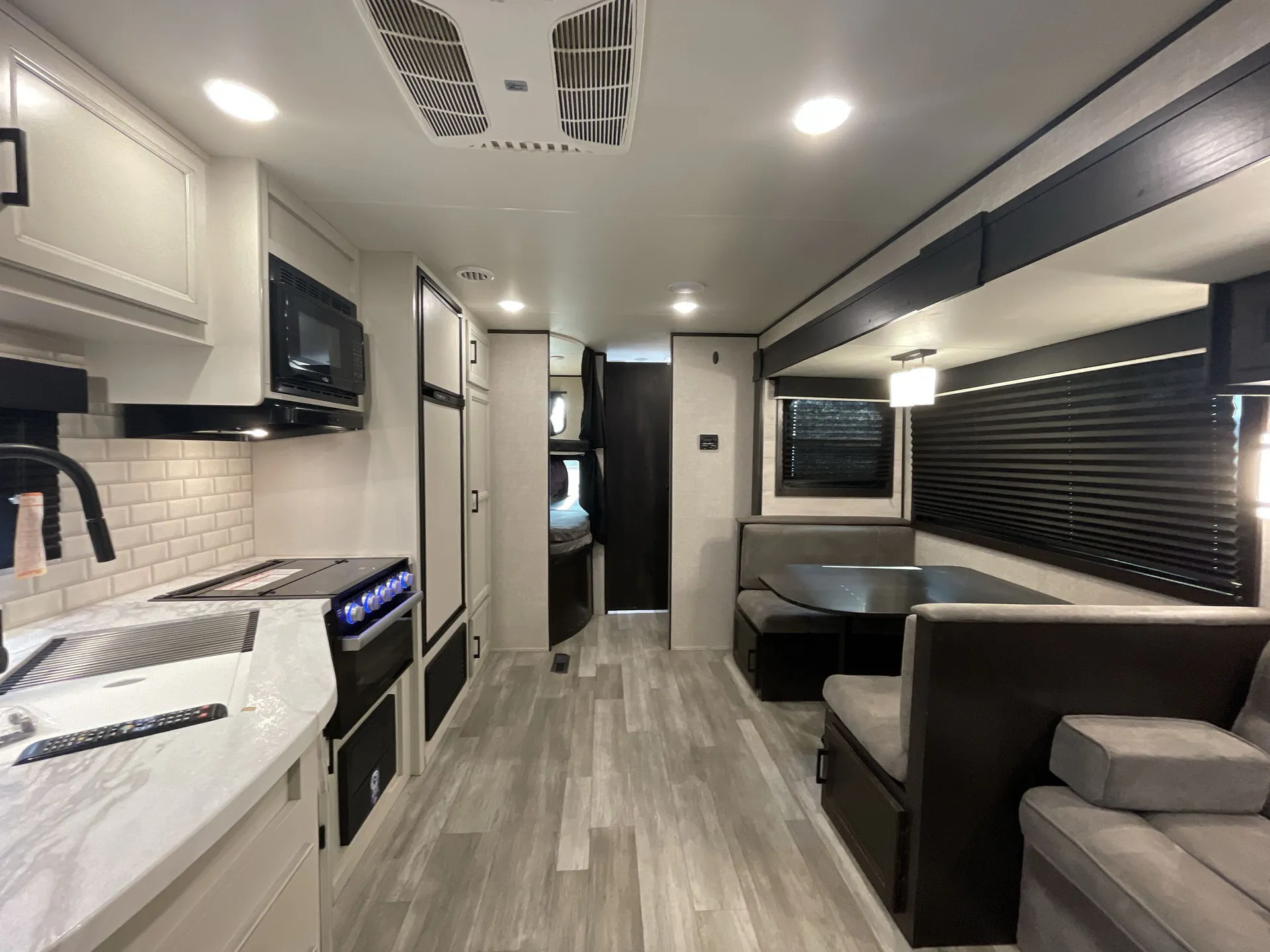 2022 Jayco Jay Flight 267BHSW — living area main