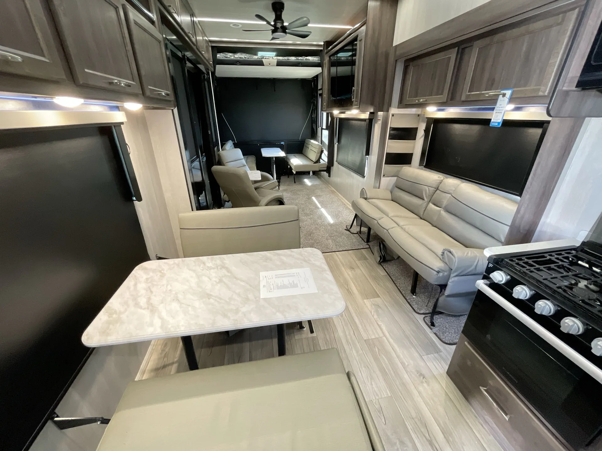 2026 Genesis Supreme Genesis 40CRPXL — living area main