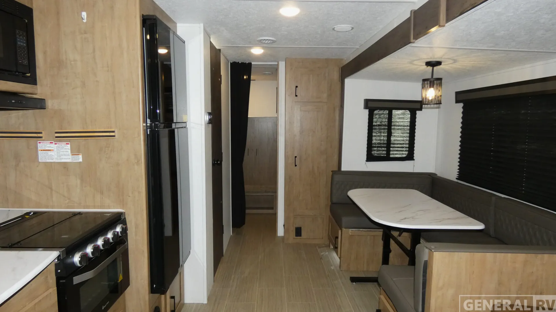 2025 Coachmen Freedom Express Ultra Lite 292BHDS - Photo 3