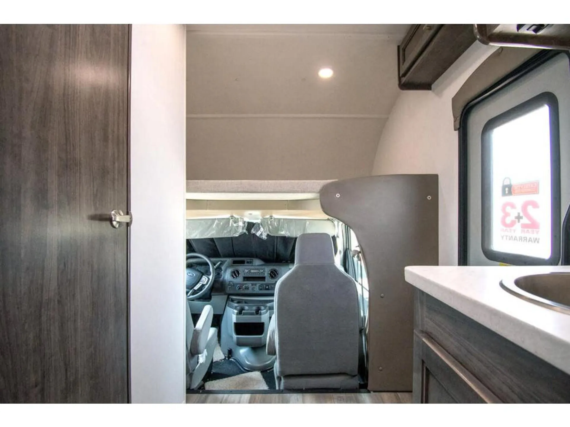 2026 Entegra Coach Odyssey SE 20LF - Photo 4