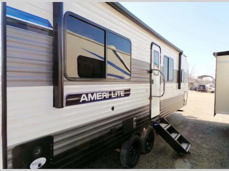 2026 Gulf Stream RV Conquest Ultra Lite 251RE - Photo 4
