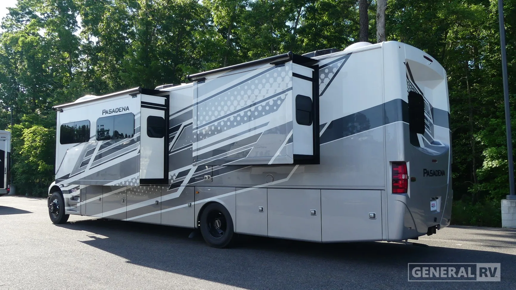 2026 Thor Motor Coach Pasadena 38DX - Photo 4
