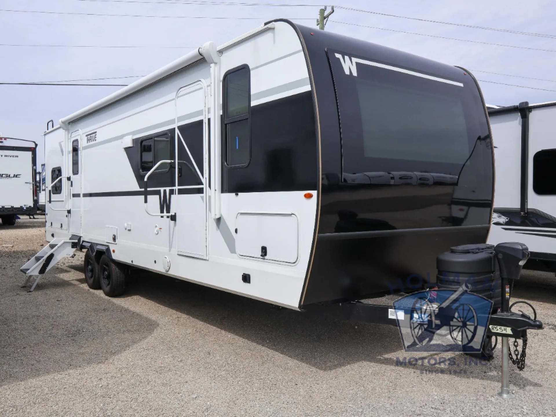 2026 Winnebago Thrive 28BHS - Photo 2
