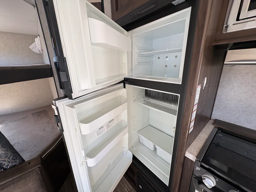 2019 Forest River Cherokee Grey Wolf 26DJSE, Photos photo 19