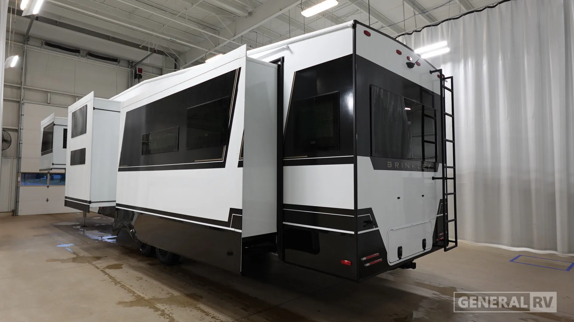 2027 Brinkley Model Z 3610 - Photo 4