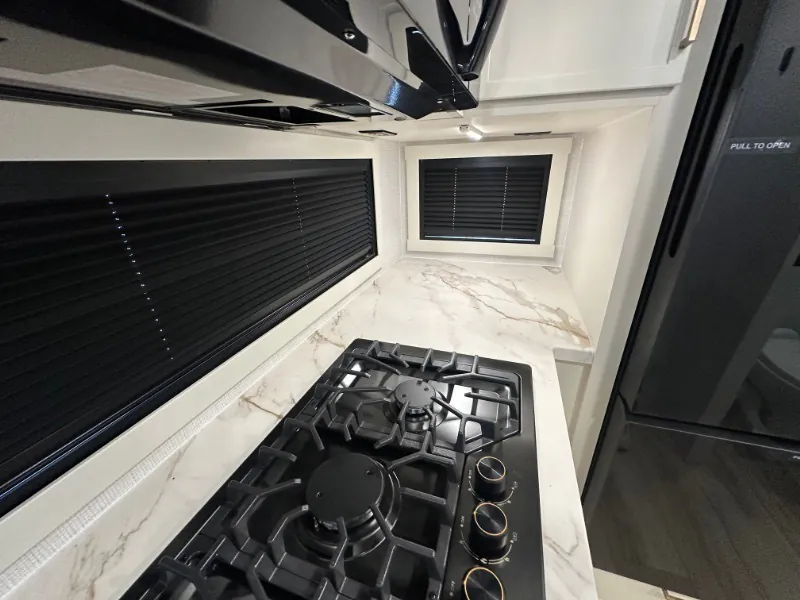 2026 Brinkley Model Ix 20X, Photos photo 14