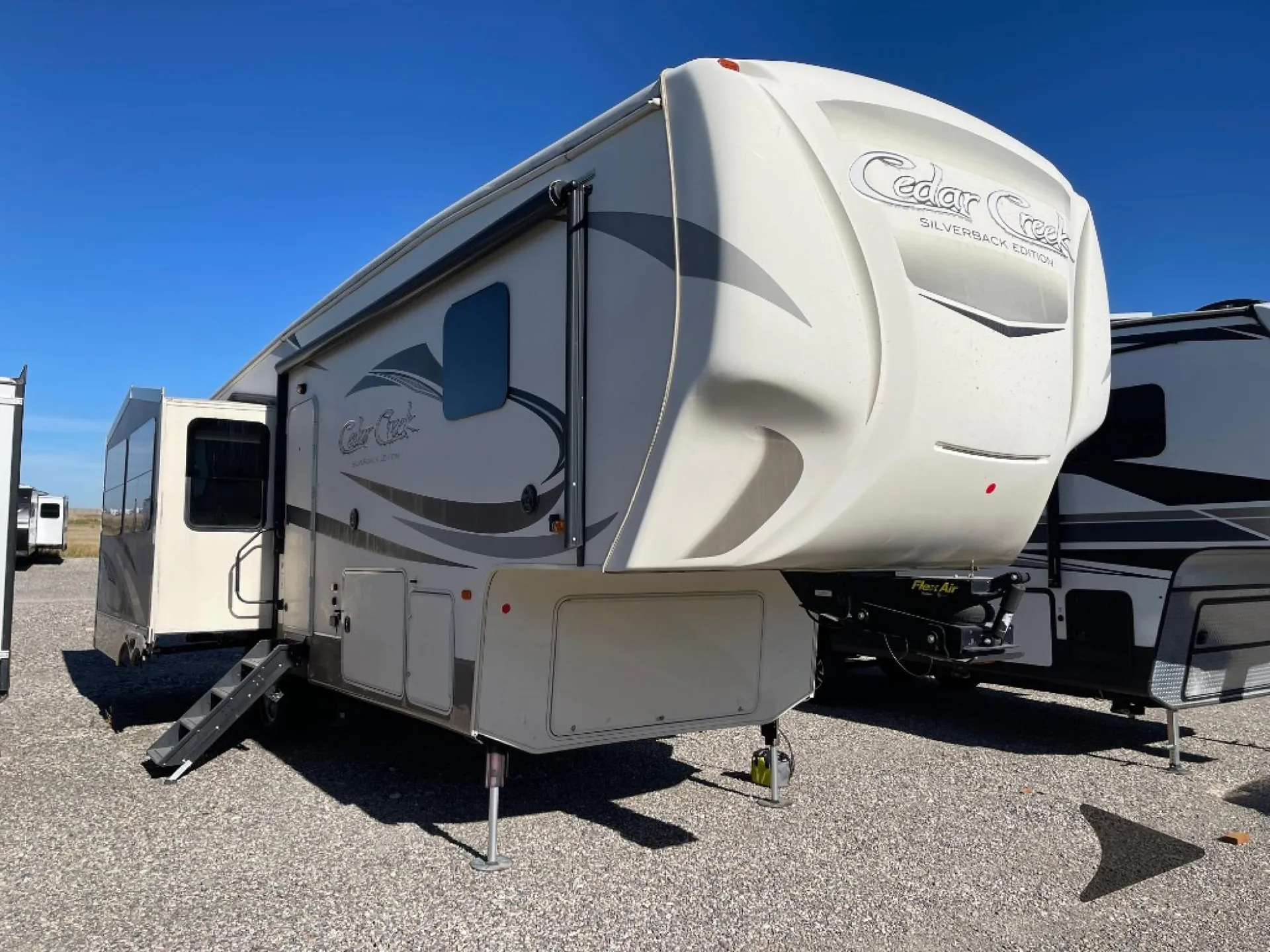2016 Forest River Cedar Creek Silverback 29IK