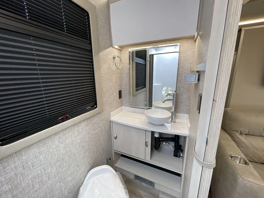2026 Tiffin Wayfarer 25 XRW, Photos photo 26
