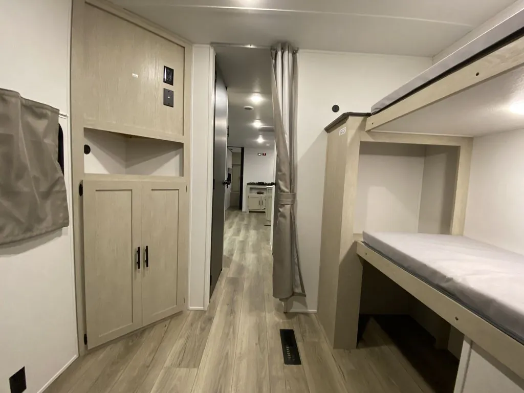 2026 Shasta RVs i-5 Edition 530BQB, Photos photo 60