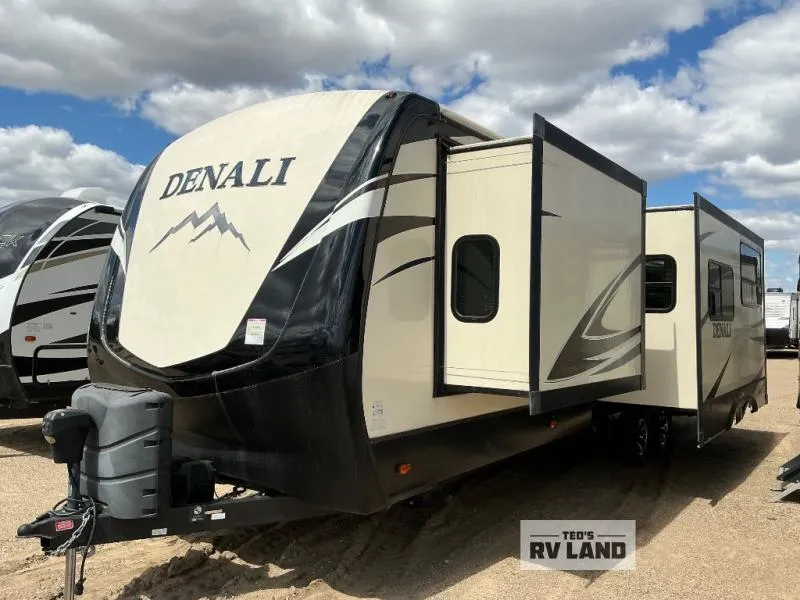 2017 Dutchmen Denali 318RB - Photo 2
