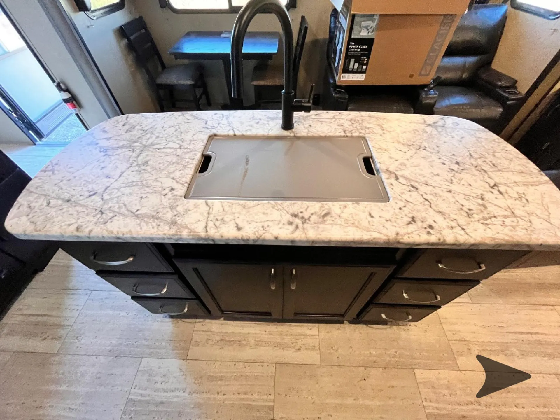 2018 Grand Design Imagine 2970RL - Photo 4