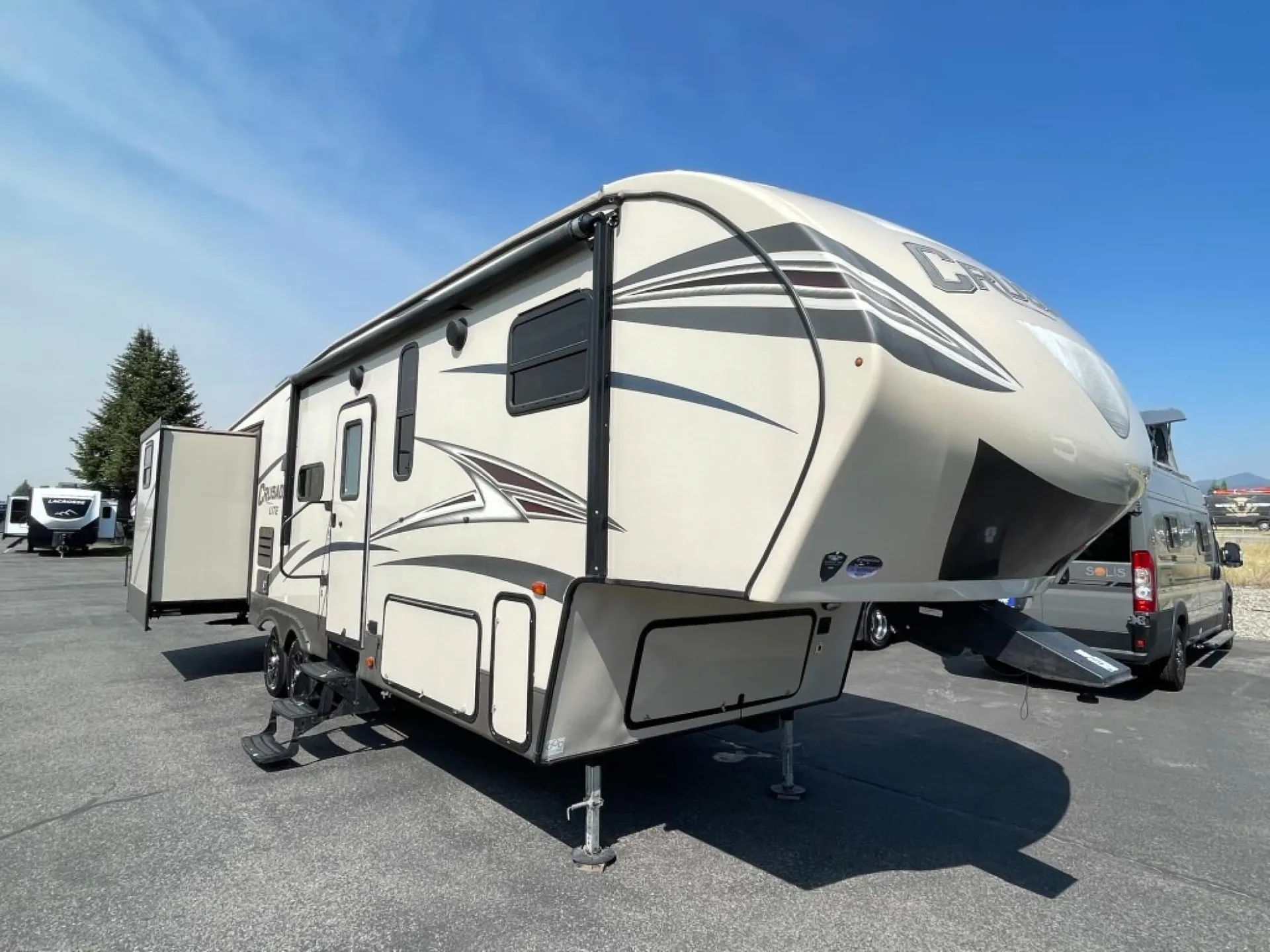 2017 Prime Time Crusader Lite 30BH - Photo 2