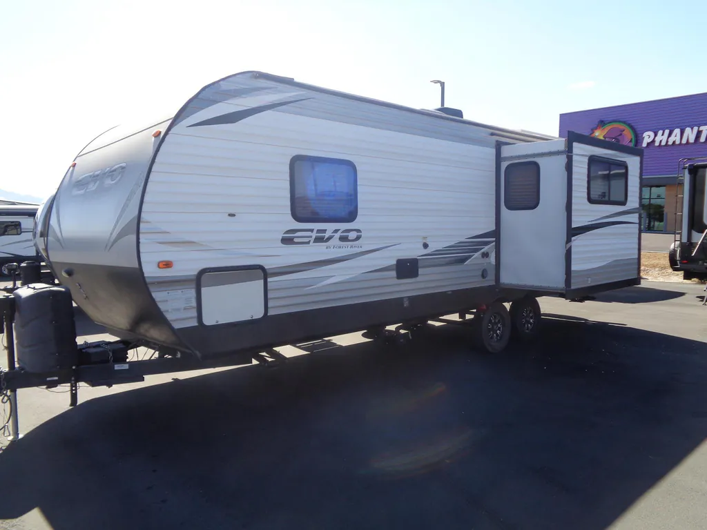 2019 Forest River EVO 2360, Photos photo 2