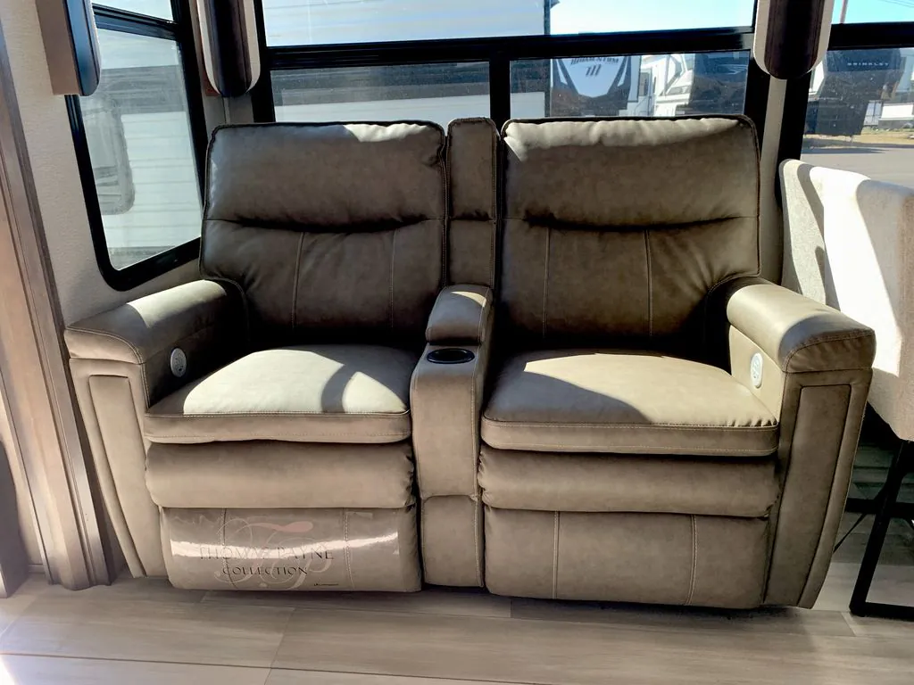 2023 Grand Design Solitude 280RK-R - Photo 4