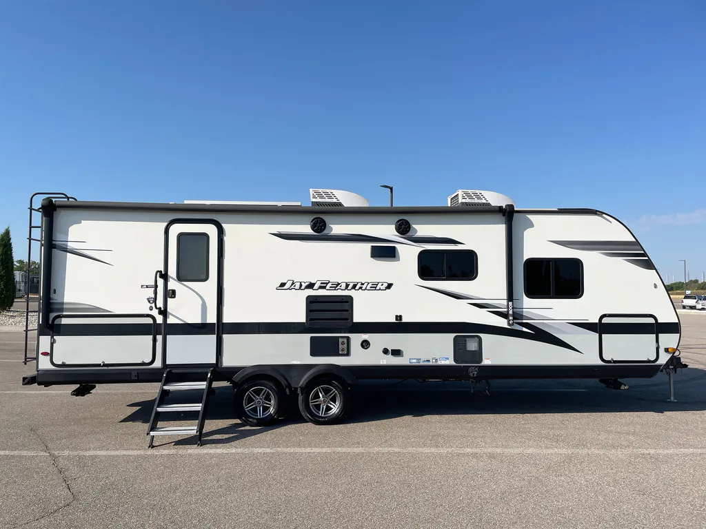 2022 Jayco Jay Feather 25RB, Photos photo 5