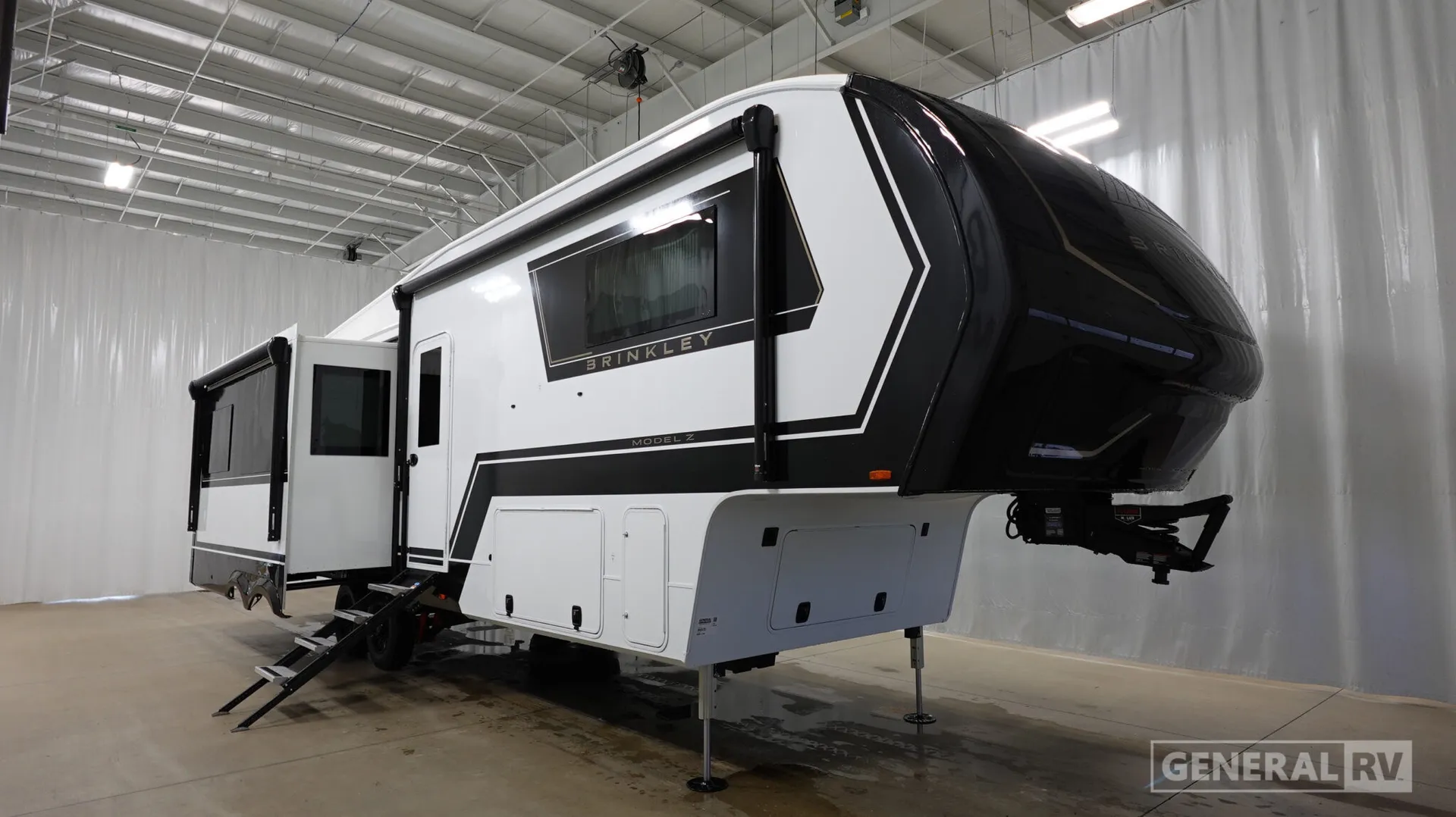 2026 Brinkley Model Z 3100 - Photo 2
