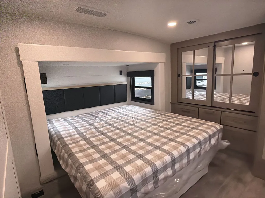 2026 Jayco Eagle 321RSTS, Photos photo 15