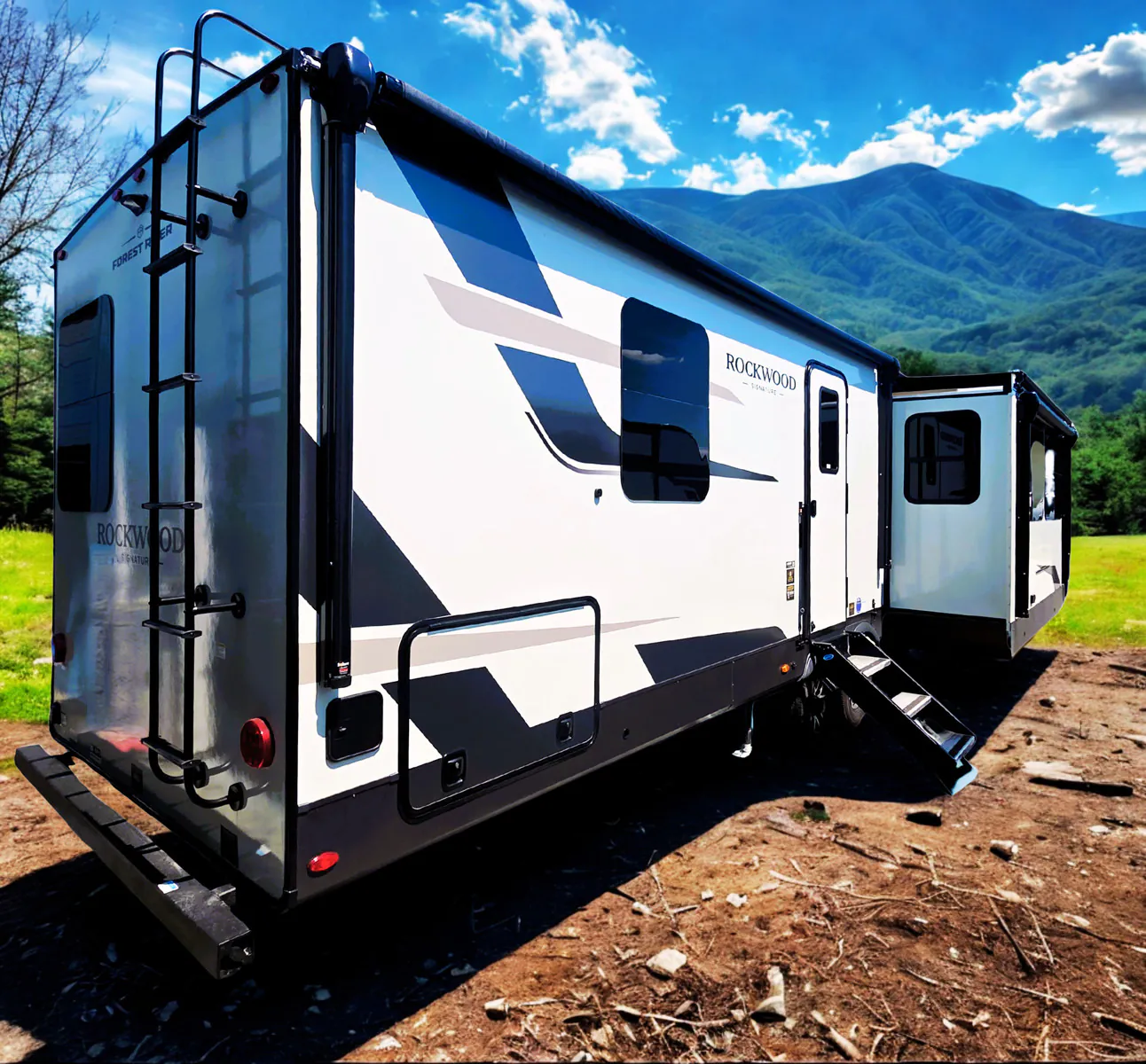 2026 Forest River Rockwood Signature 8339FK - Photo 3