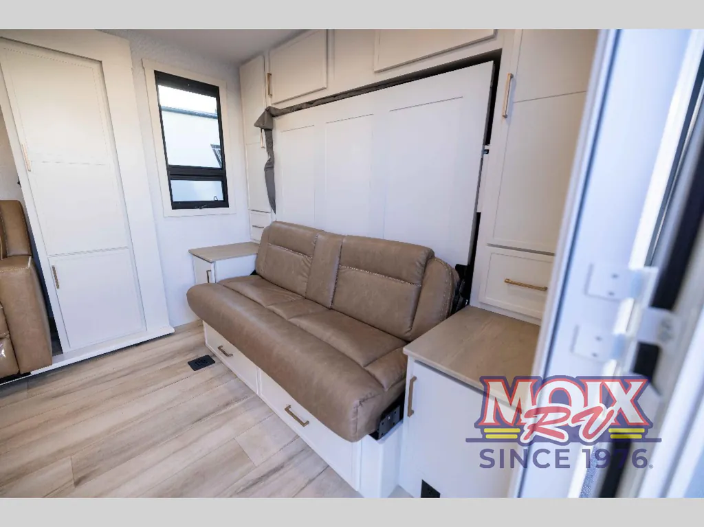 2026 Brinkley Model Ix 20X, Photos photo 14