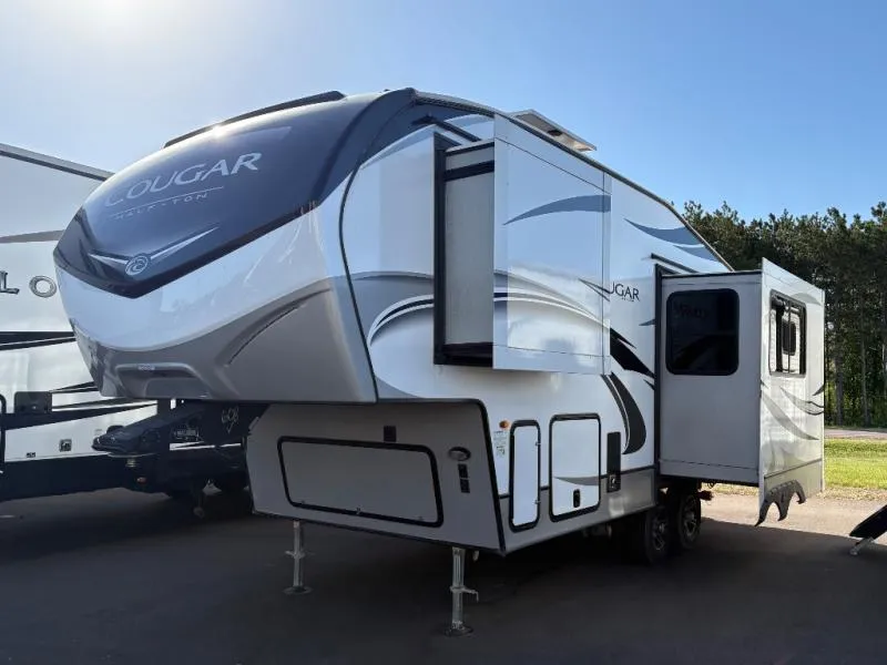 2022 Keystone RV Cougar Half-Ton 23MLS - Photo 4