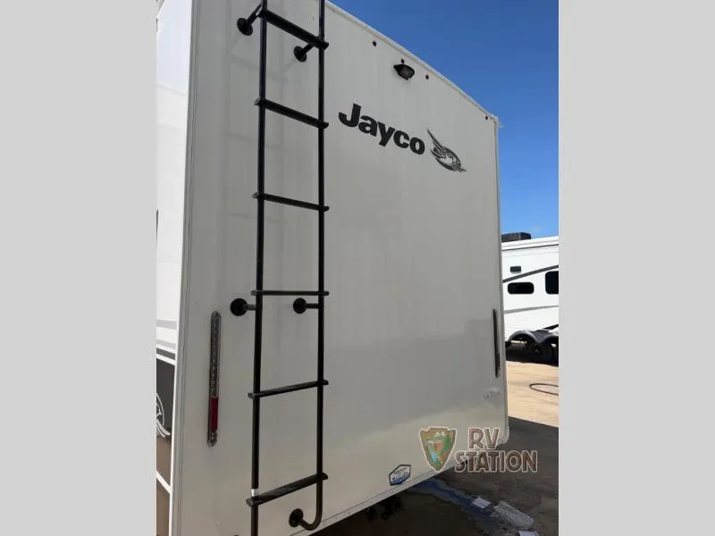 2026 Jayco Eagle 335LSTS - Photo 3