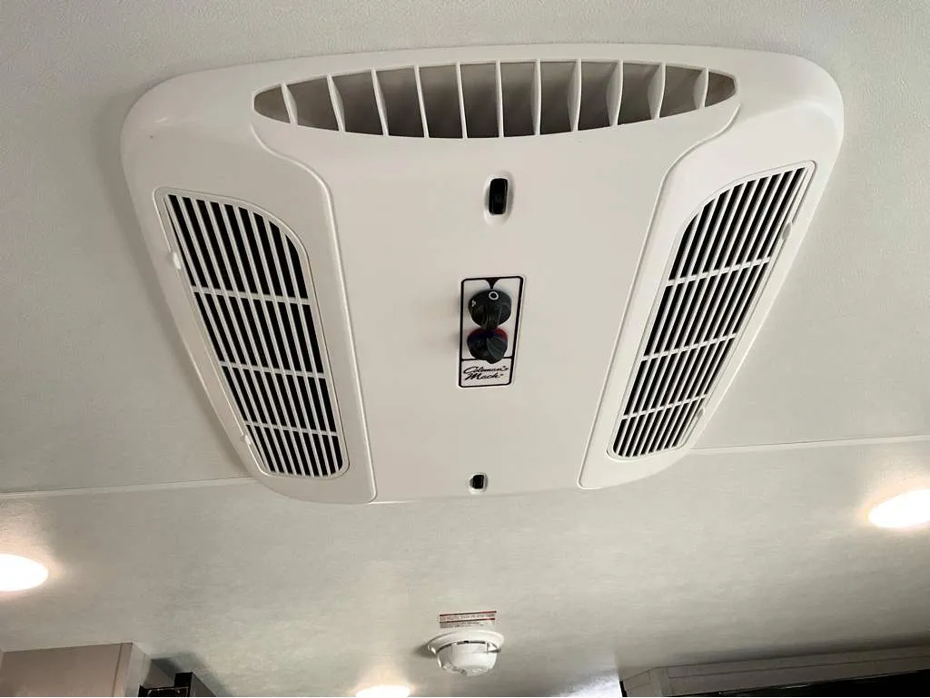 2026 Jayco Jay Feather Air 19MBS - Photo 4