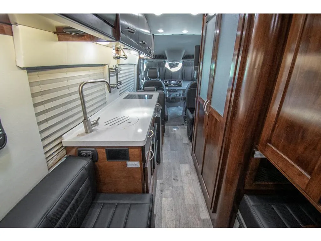 2021 Coachmen Galleria 24Q - Photo 3