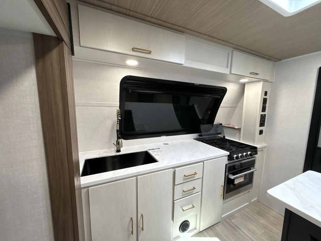 2027 Forest River Vibe Extreme Lite 2600RB, Photos photo 12