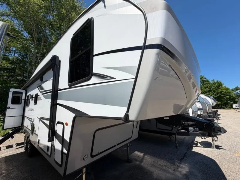 2024 Keystone RV Cougar Half-Ton 24RDS - Photo 3