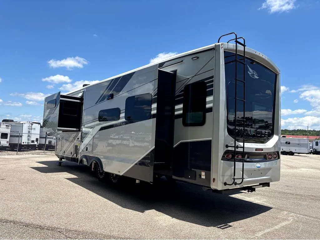 2026 Jayco Pinnacle 36FBTS, Photos photo 4